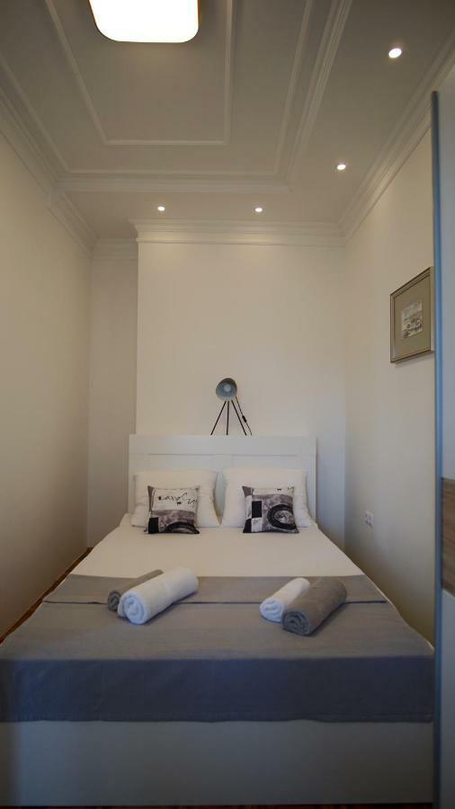 Apartmani Laura Trogir Eksteriør bilde