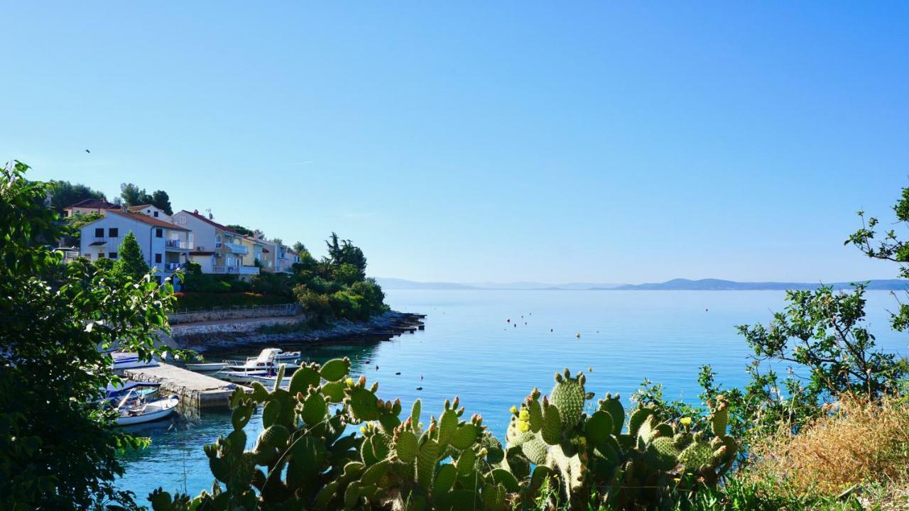 Apartmani Laura Trogir Eksteriør bilde