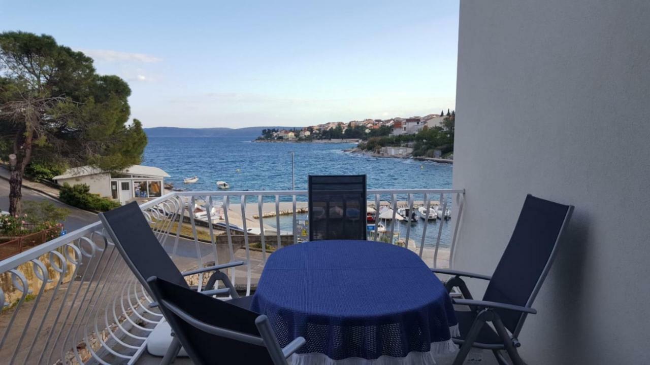 Apartmani Laura Trogir Eksteriør bilde